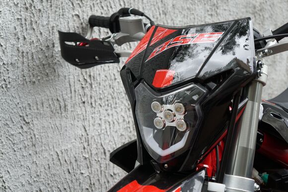 Кроссовый мотоцикл BSE Z11 Red Black (020) pitbikemarket.ru