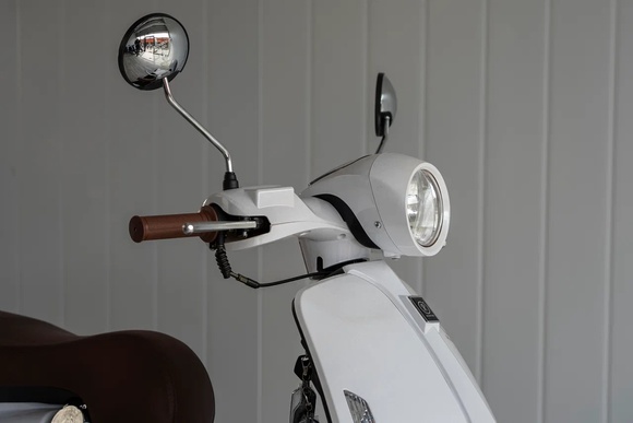 Скутер SPRMOTORS Vespa (Белый) pitbikemarket.ru