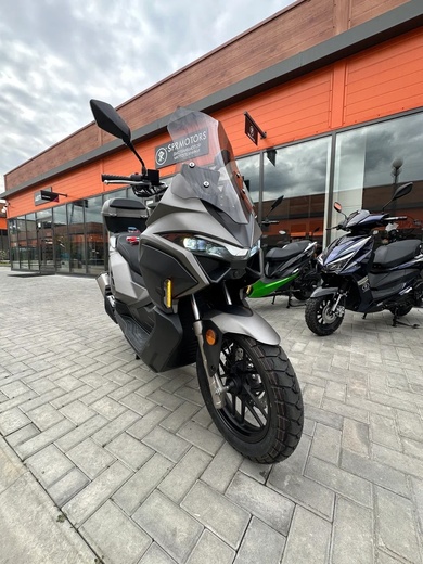 Скутер SPRMOTORS TREVEL MAX 180 EFI (Серый) pitbikemarket.ru