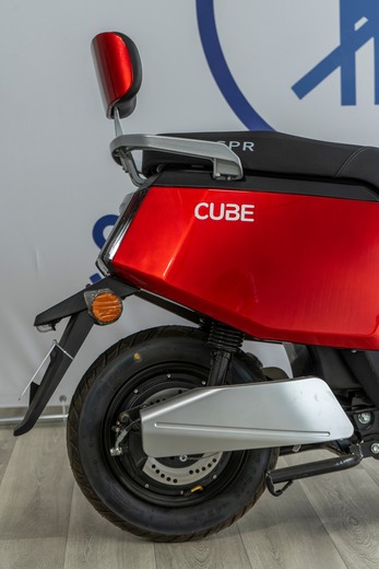 Электроскутер SPRMOTORS Cube-2 E-H1 1000Вт (Красный) pitbikemarket.ru