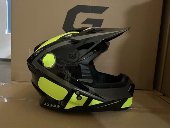 Мотошлем GRID VOLT Black/Yellow Размер L pitbikemarket.ru