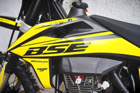 Кроссовый мотоцикл BSE T5 Yellow Twister (015) pitbikemarket.ru