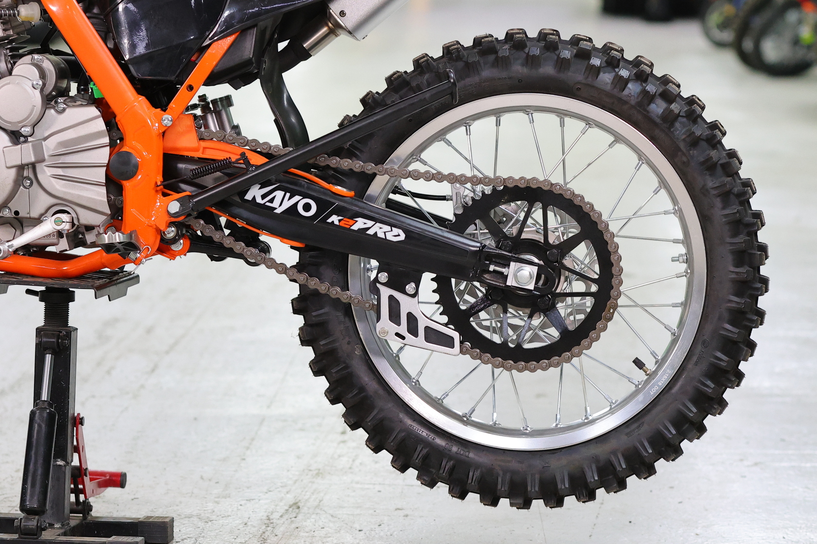 Мотоцикл кроссовый KAYO K2 PRO 21/18 (CB300) (2024 г.) (Без ПТС)-9