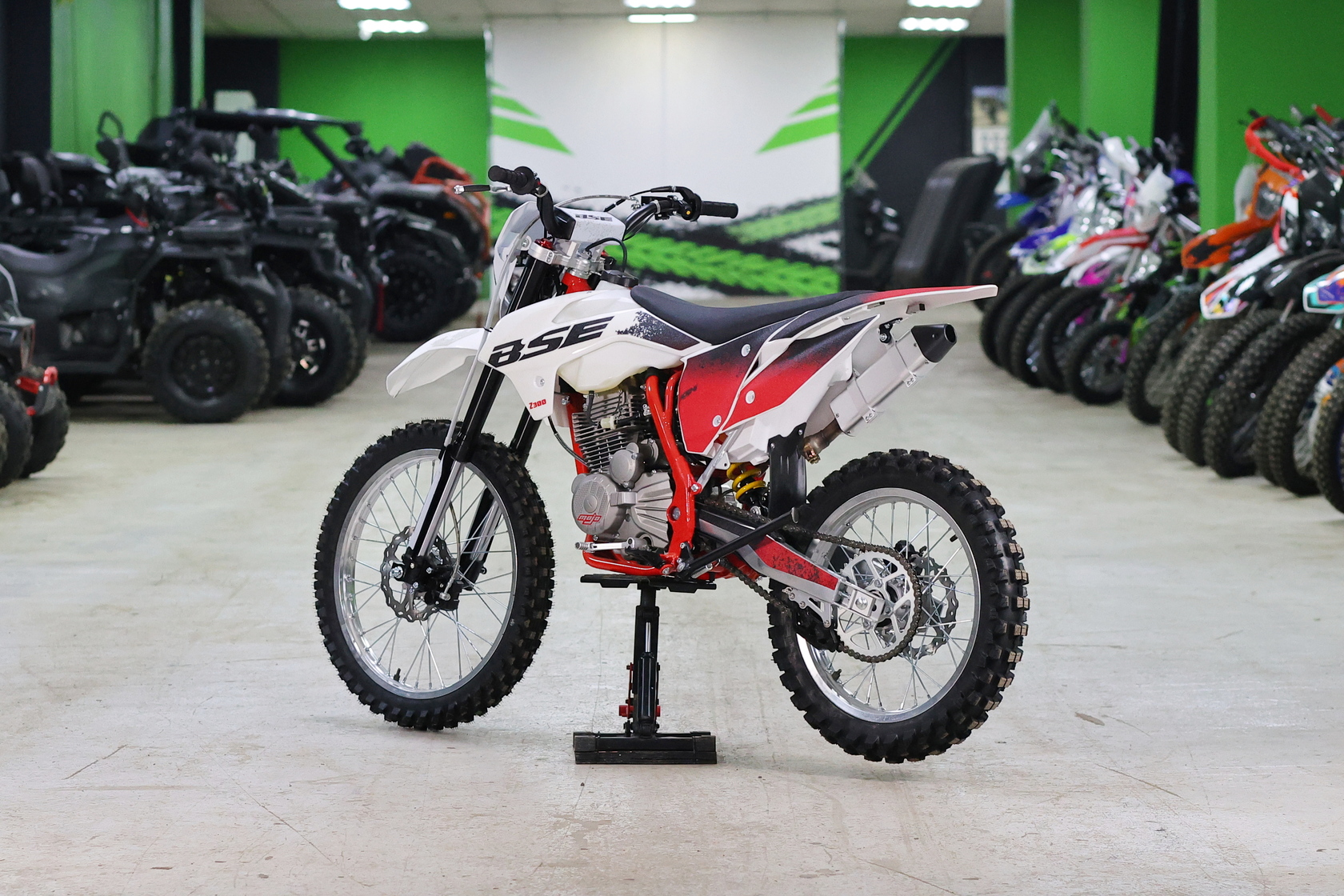 Кроссовый мотоцикл BSE Z3.00 21/18 JumpFury Red/White-2