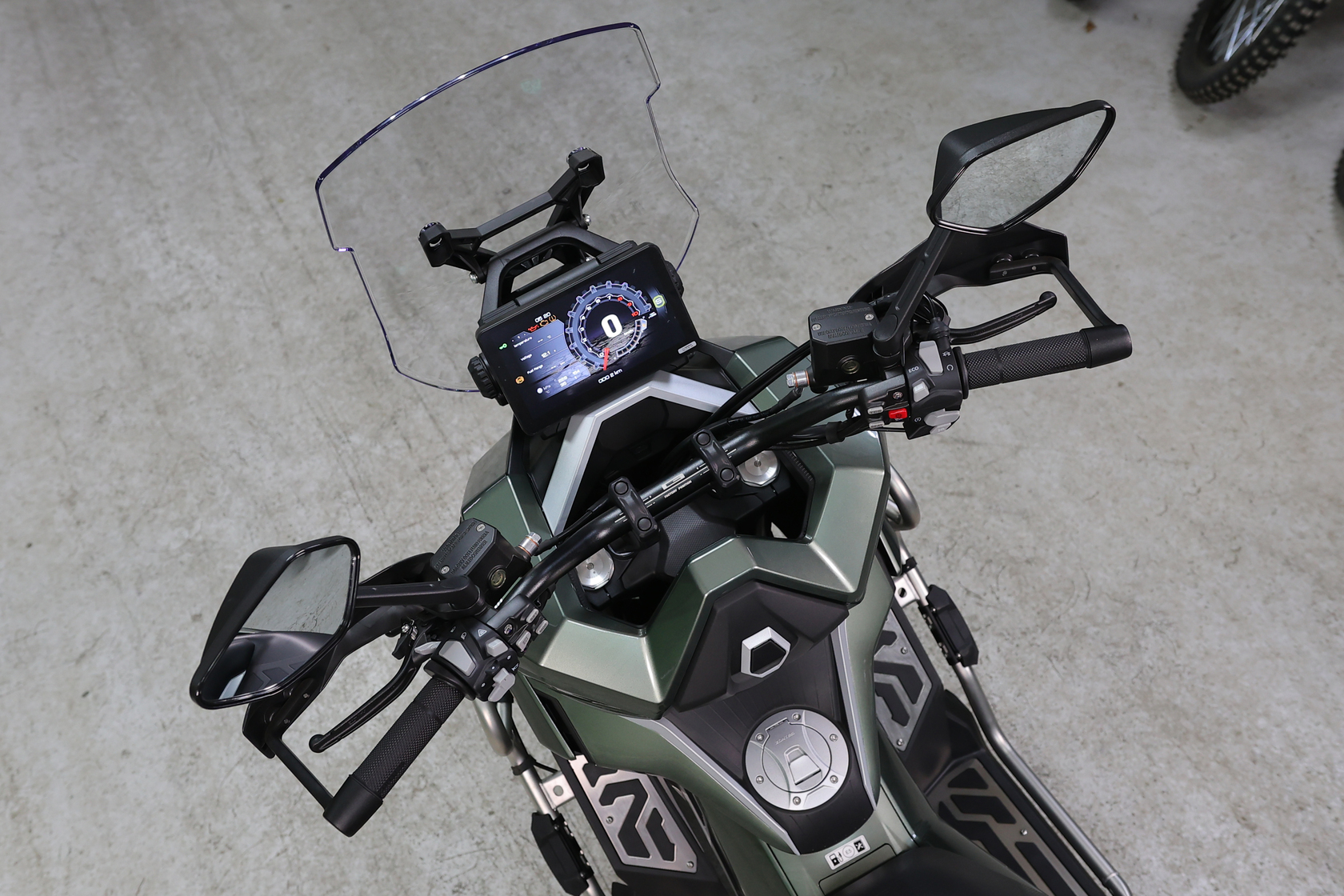 Максискутер ZONTES ZT368-G (ZT1P79MP EFI) 17/14 (2025 г.) ПТС (Зеленый)-4