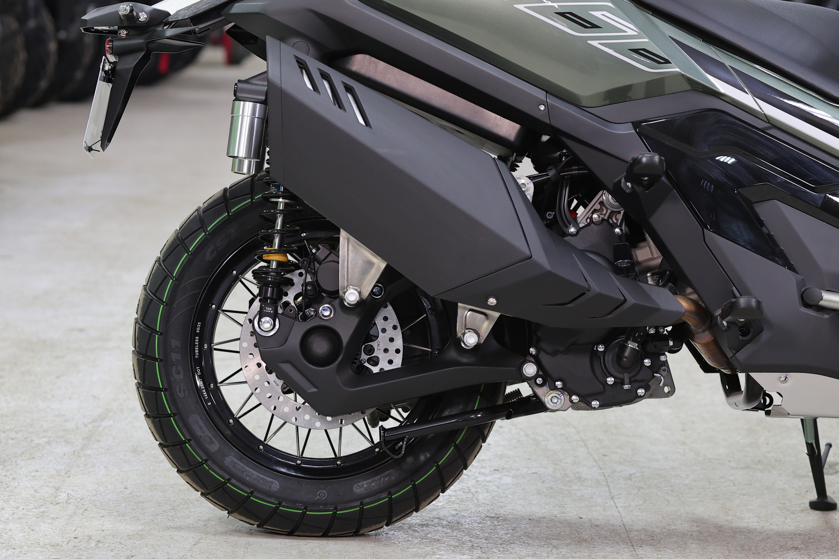 Максискутер ZONTES ZT368-G (ZT1P79MP EFI) 17/14 (2025 г.) ПТС (Зеленый)-6
