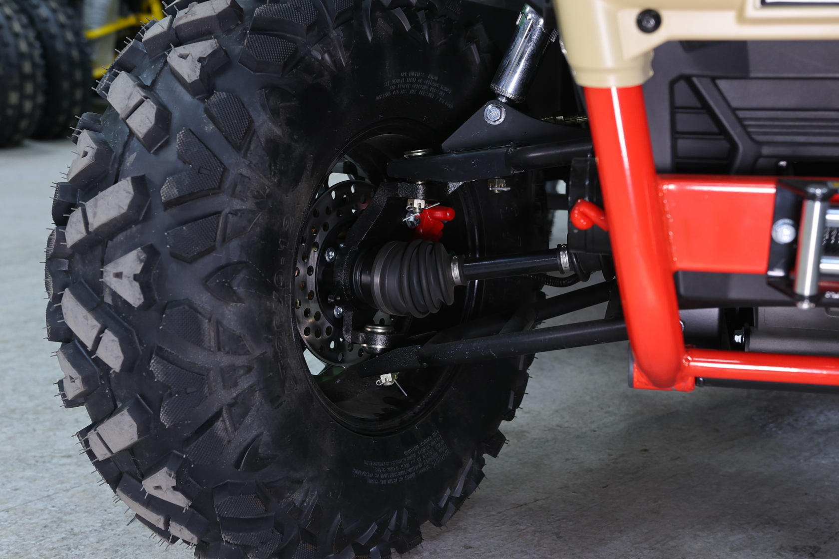 Квадроцикл GT-RACER MAX 550 4x4 EFI (черный)-7
