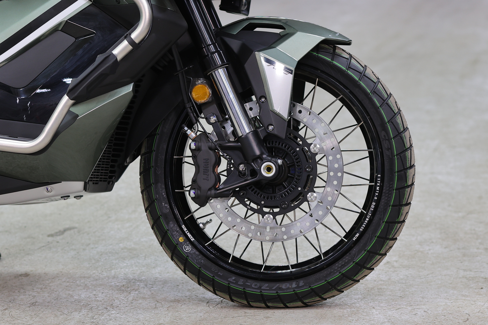 Максискутер ZONTES ZT368-G (ZT1P79MP EFI) 17/14 (2025 г.) ПТС (Зеленый)-6